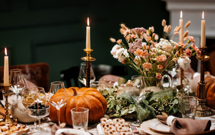 Rustic Thanksgiving Tablescape Ideas