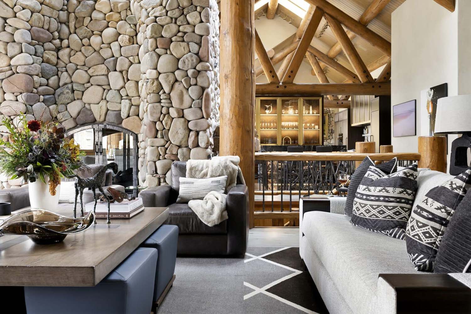 rustic-living-room-with-log-beams Rustic Living Room With Log Beams