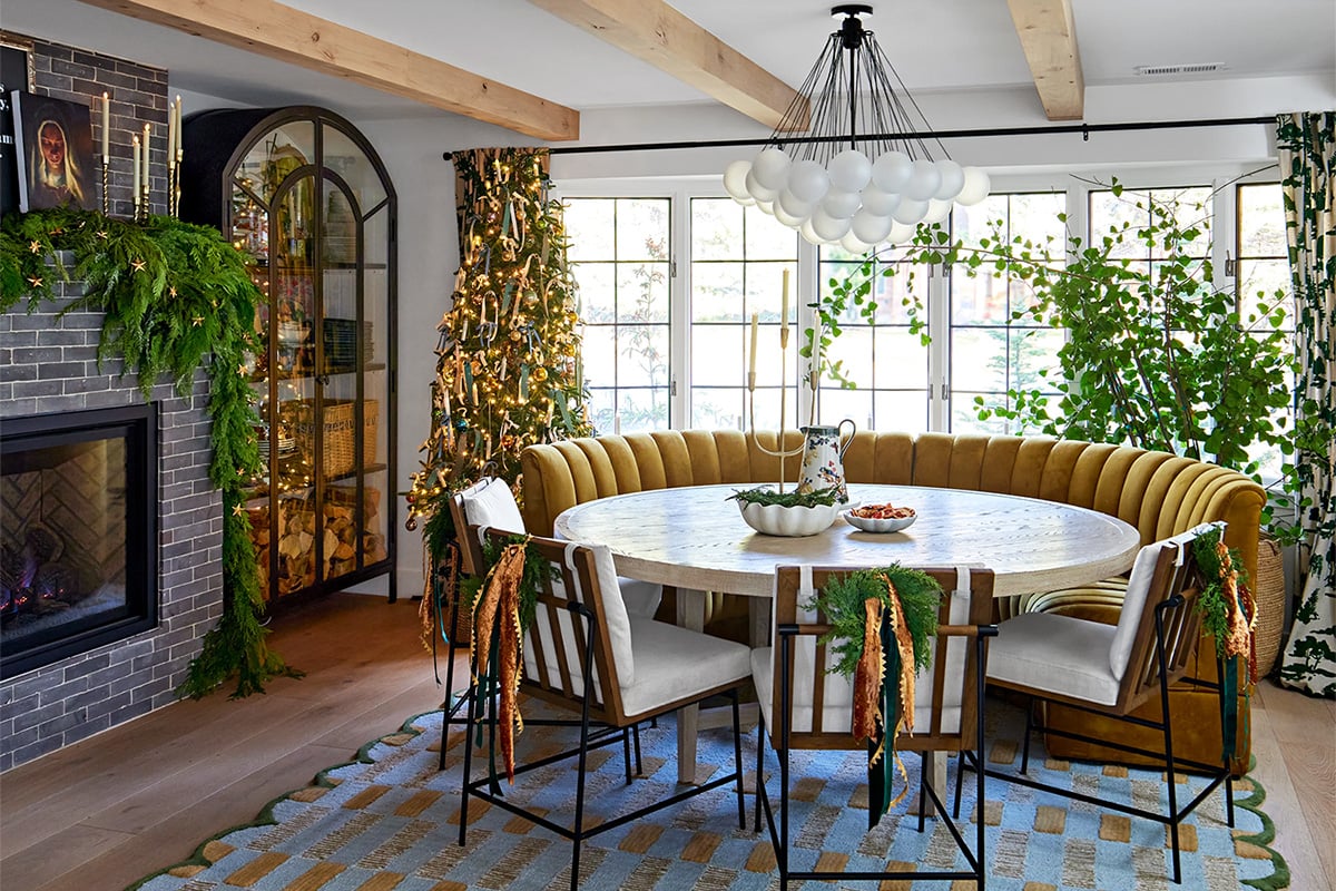 Farmhouse Christmas Decorating Ideas