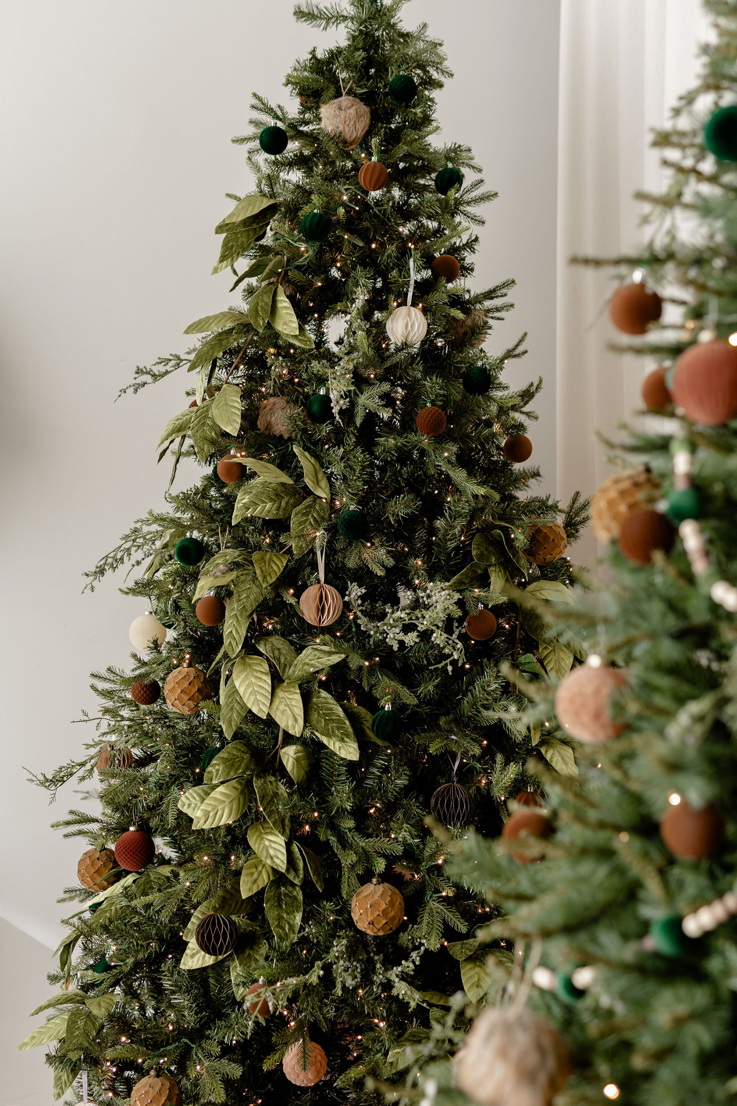 Farmhouse Christmas in Green, Brown & Tan Tones
