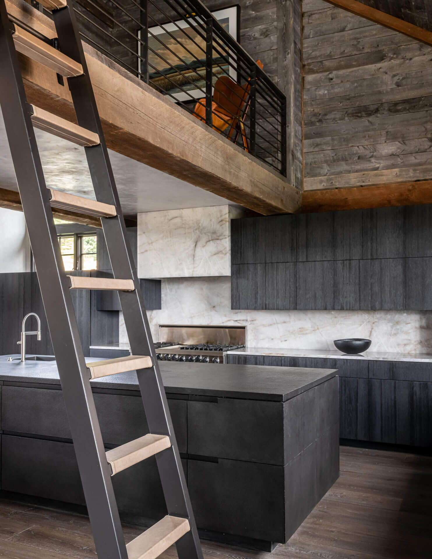 2rustic-luxury-modern-kitchen-1 Rustic Modern Luxury Kitchen