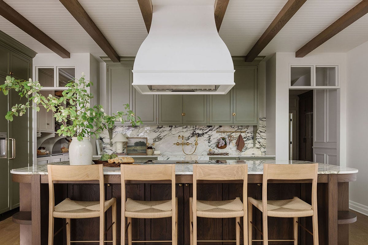 Green kitchen cabinet ideas