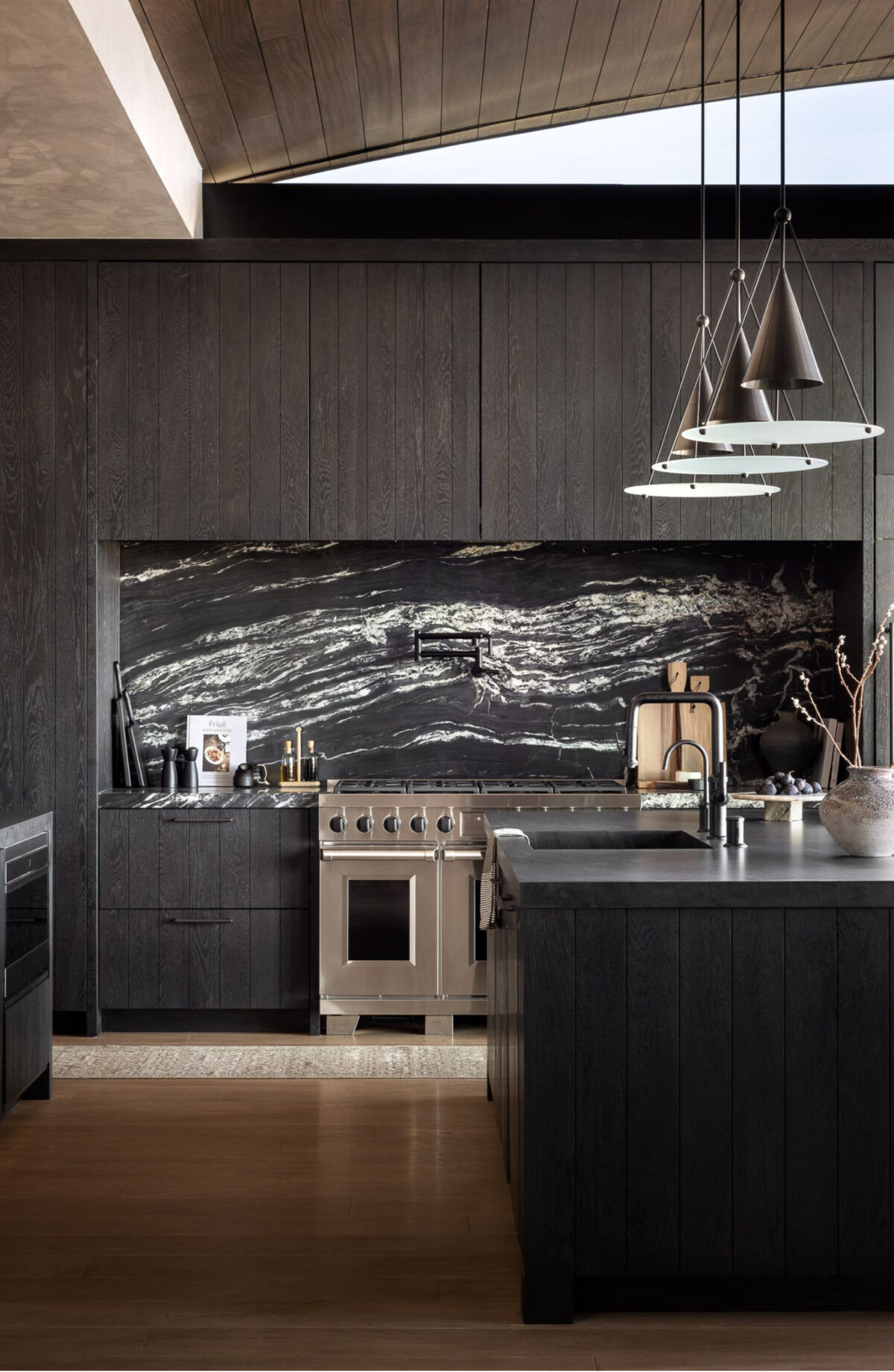 25 Black Kitchen Cabinet Ideas for a Sophisticated Design