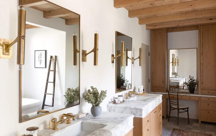 Modern Farmhouse Bathroom Ideas