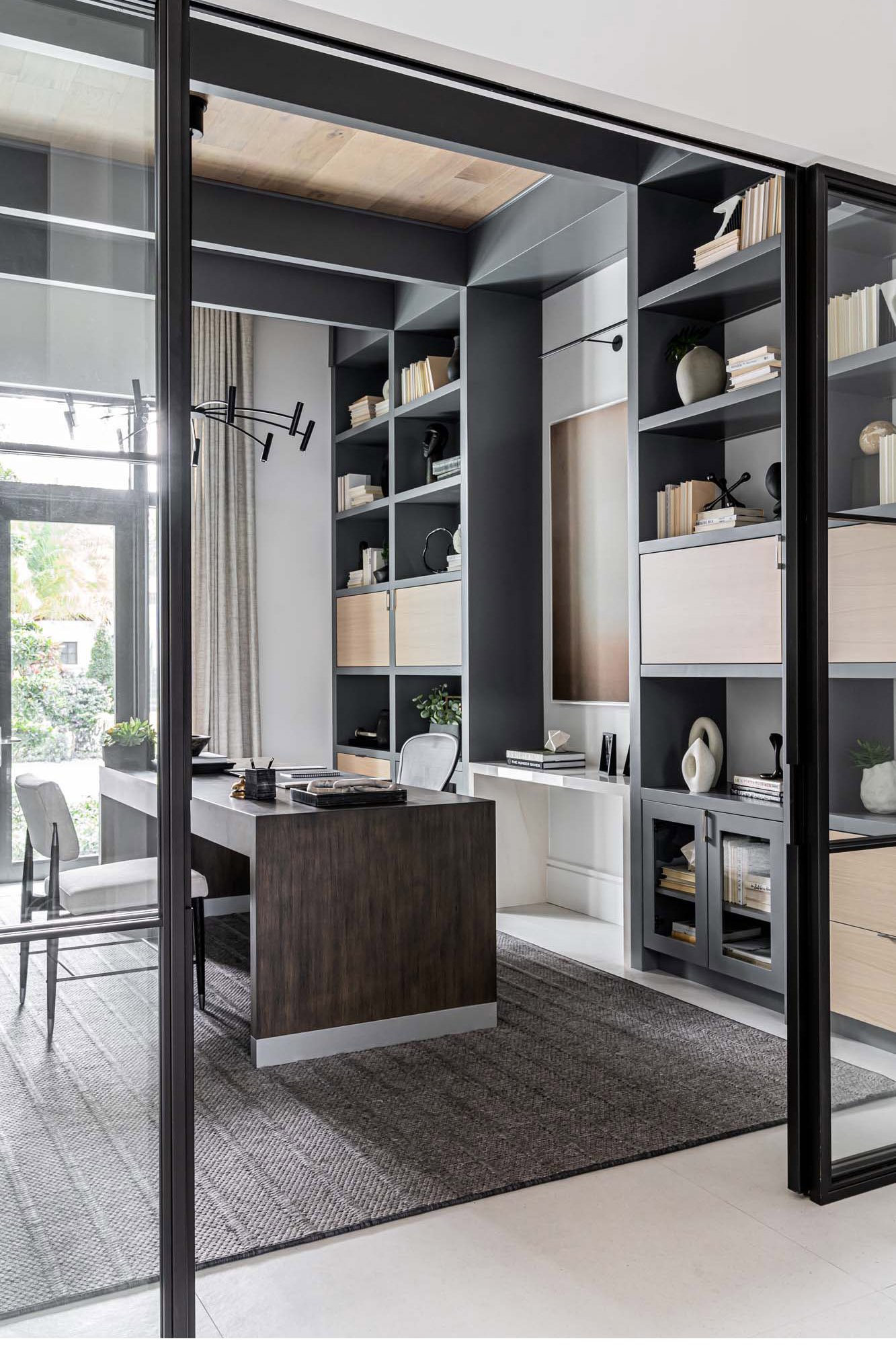well-designed-home-office-1 Well-Designed Home Office