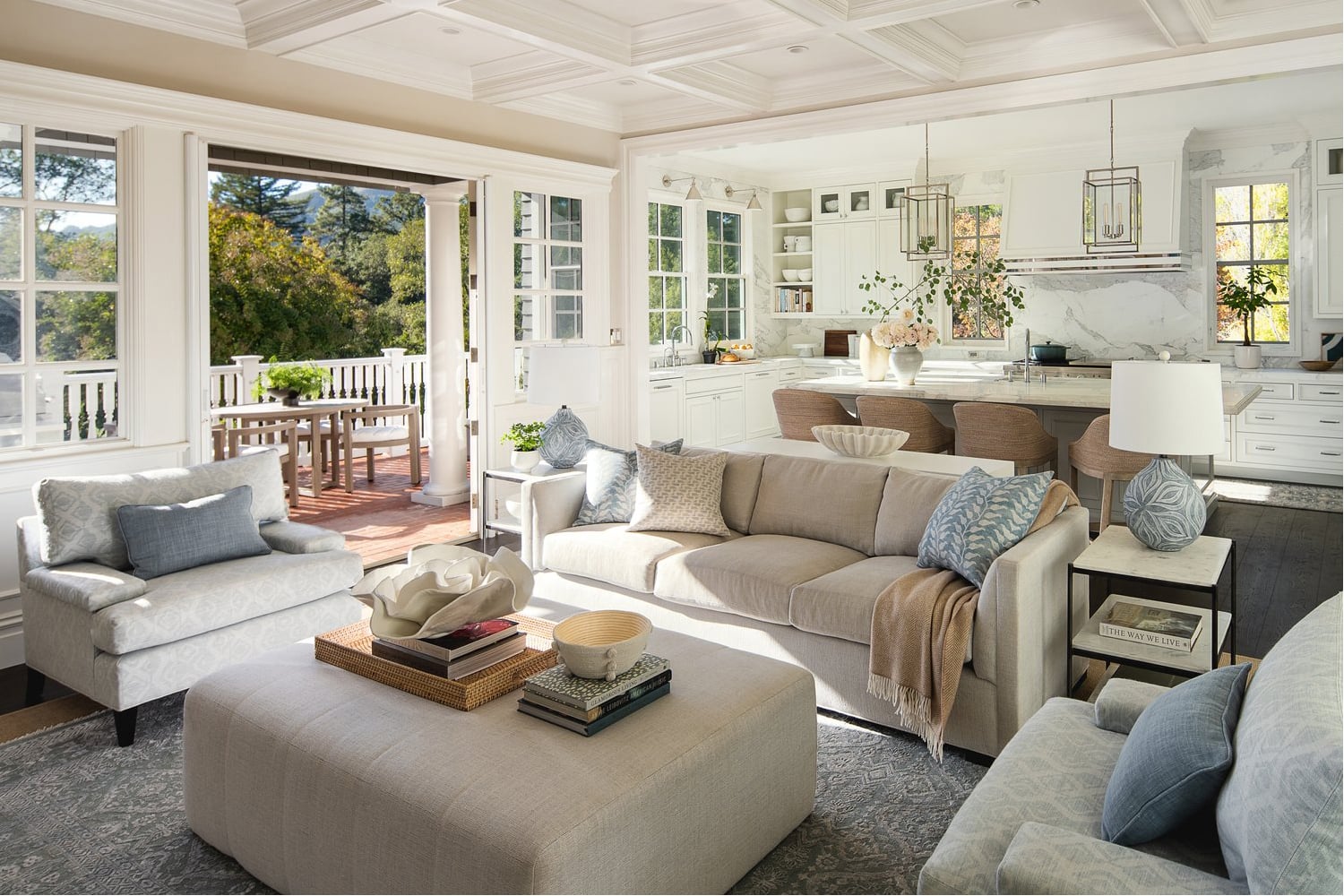 Coastal living room furniture ideas: large oversized sofas and chairs.