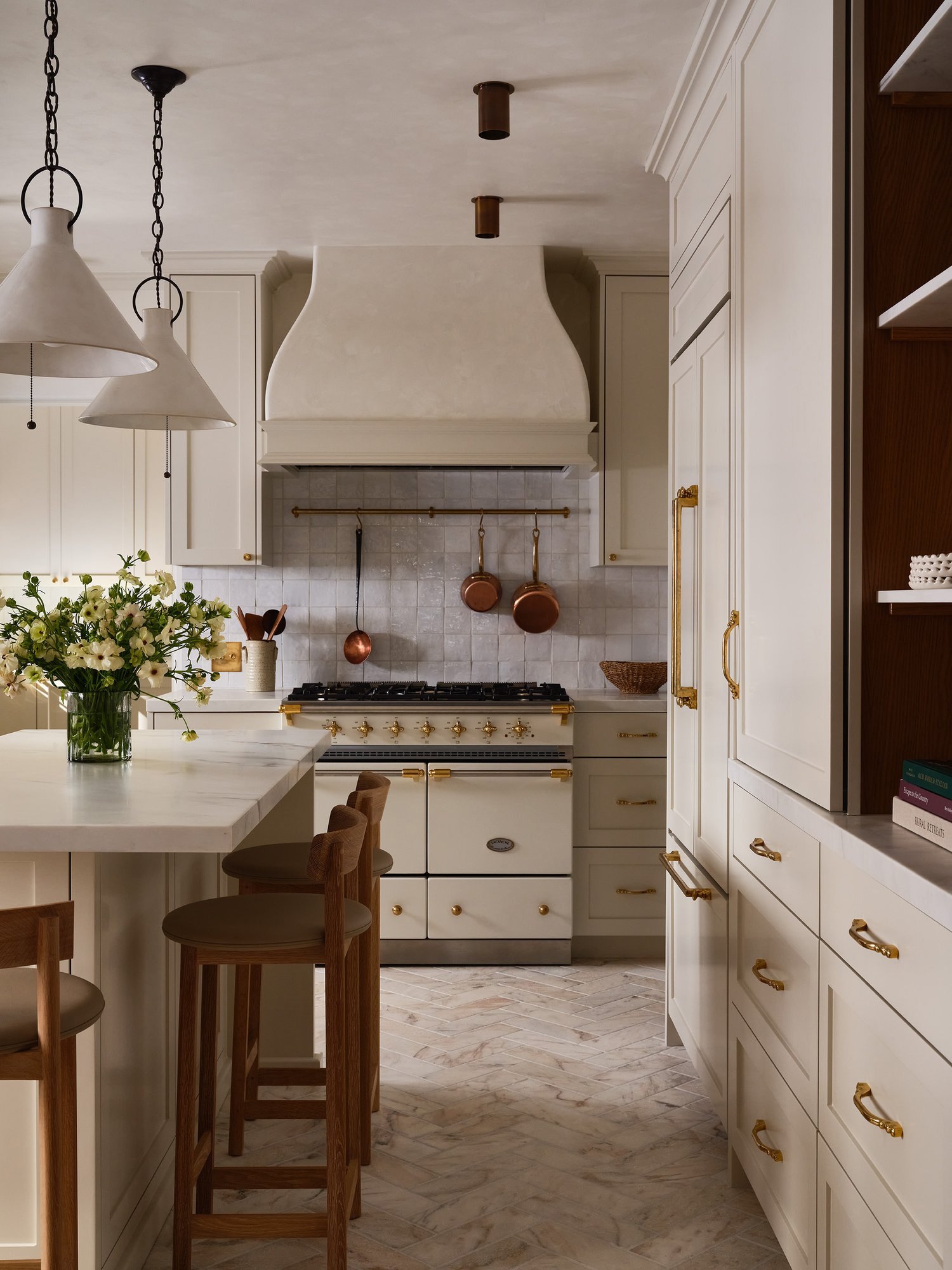 statement-range-and-hood Statement Range & Hood
