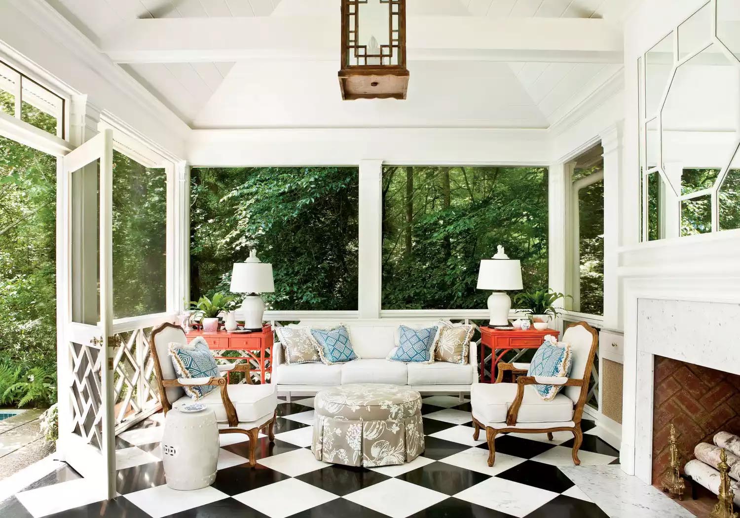 adding-colorful-accents Adding Colorful Accents