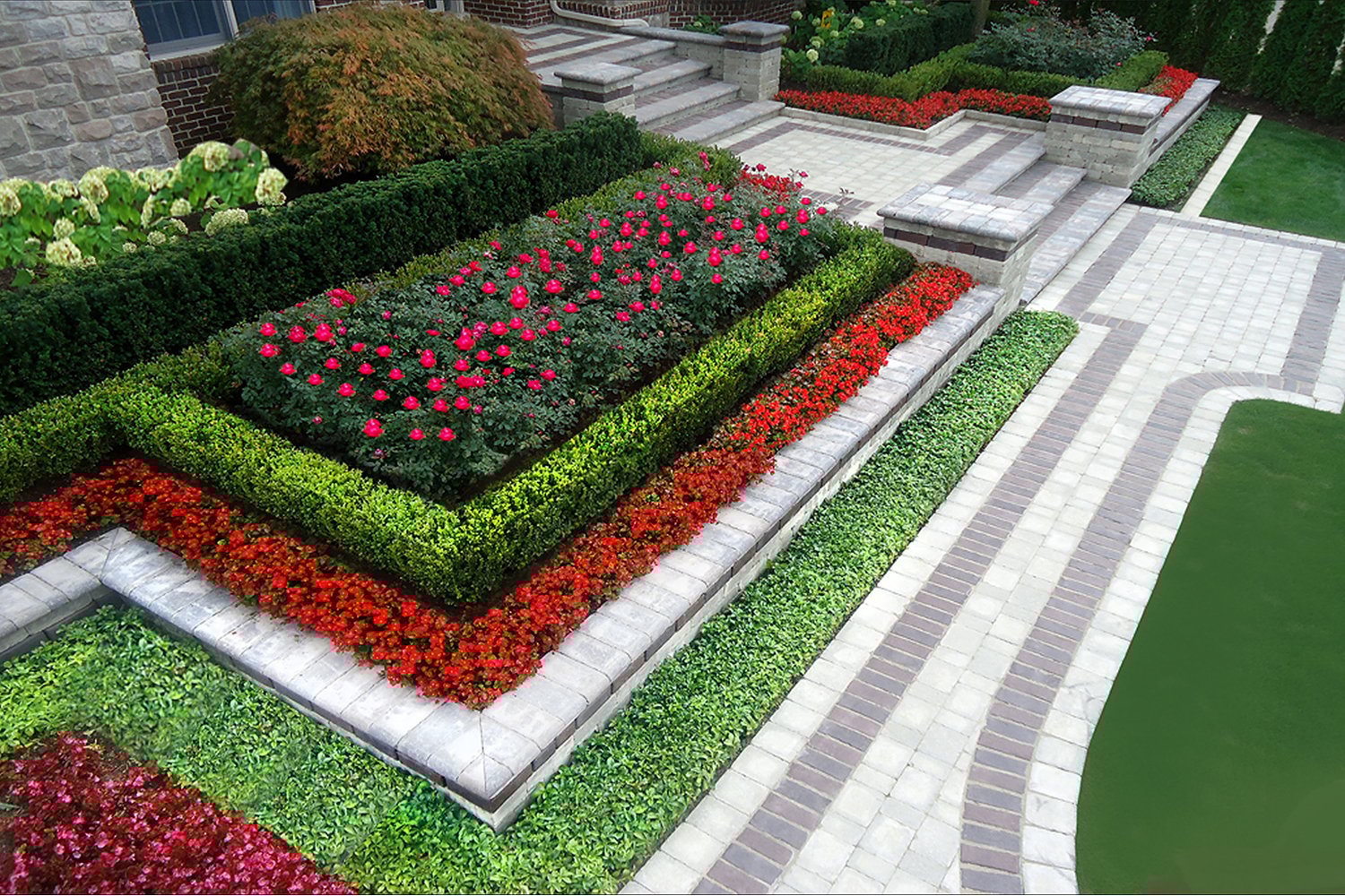 front-porch-ideas-12 Front Porch Ideas | Creating a Dramatic Focal Point with Hedges