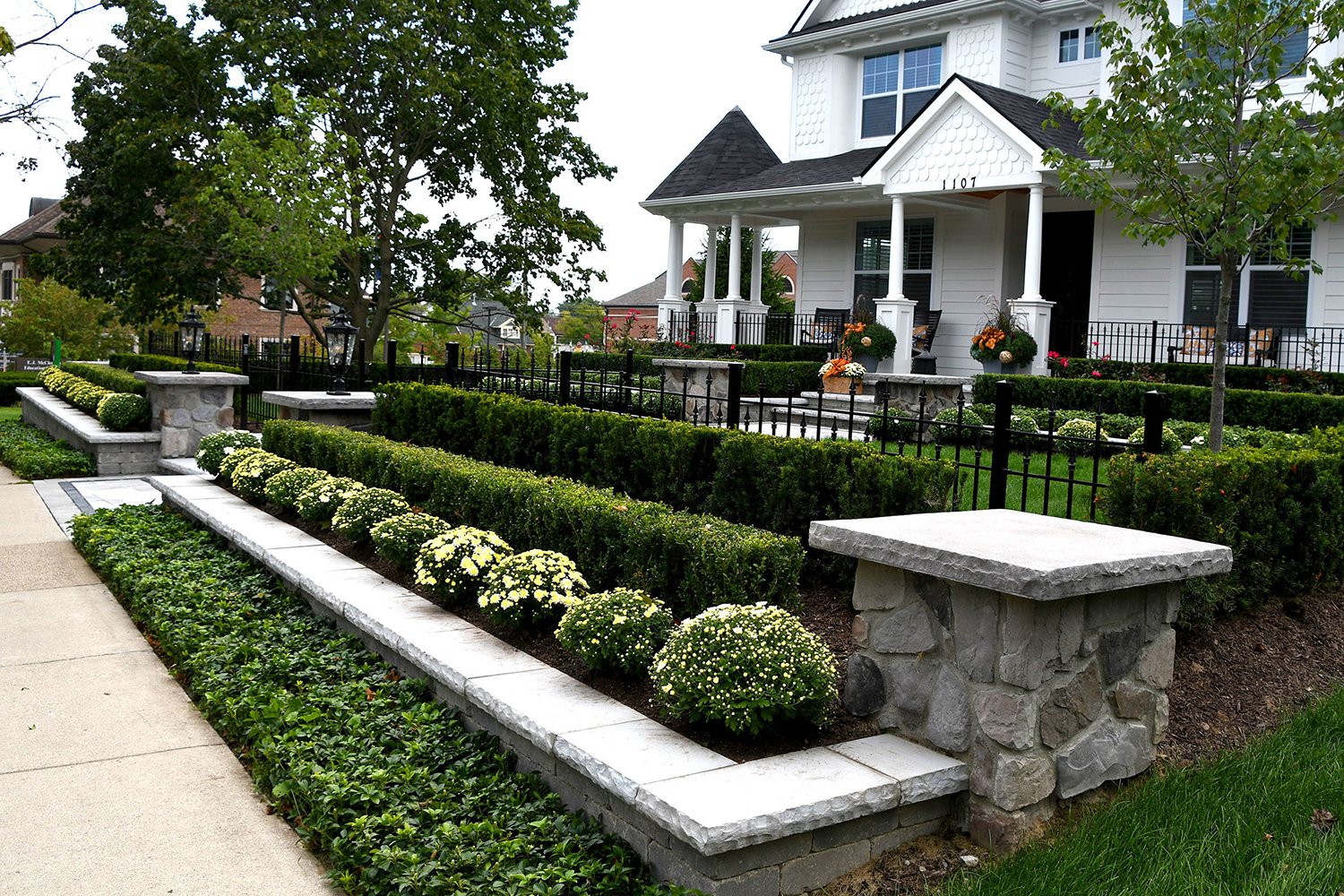 front-yard-landscaping-ideas Front Yard Landscaping Ideas