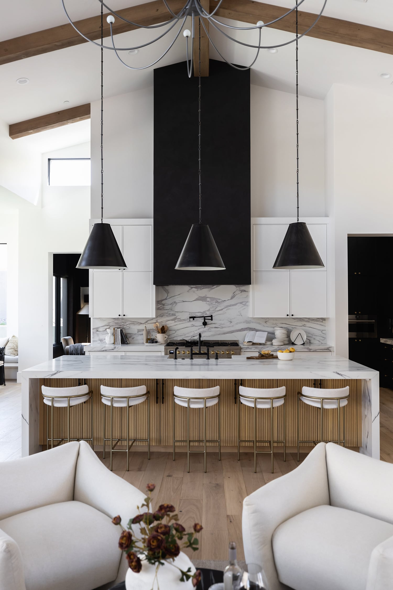 long-and-narrow-rectangular-vent-hood-high-ceilings Long & Narrow Rectangular Vent Hood with High Ceilings