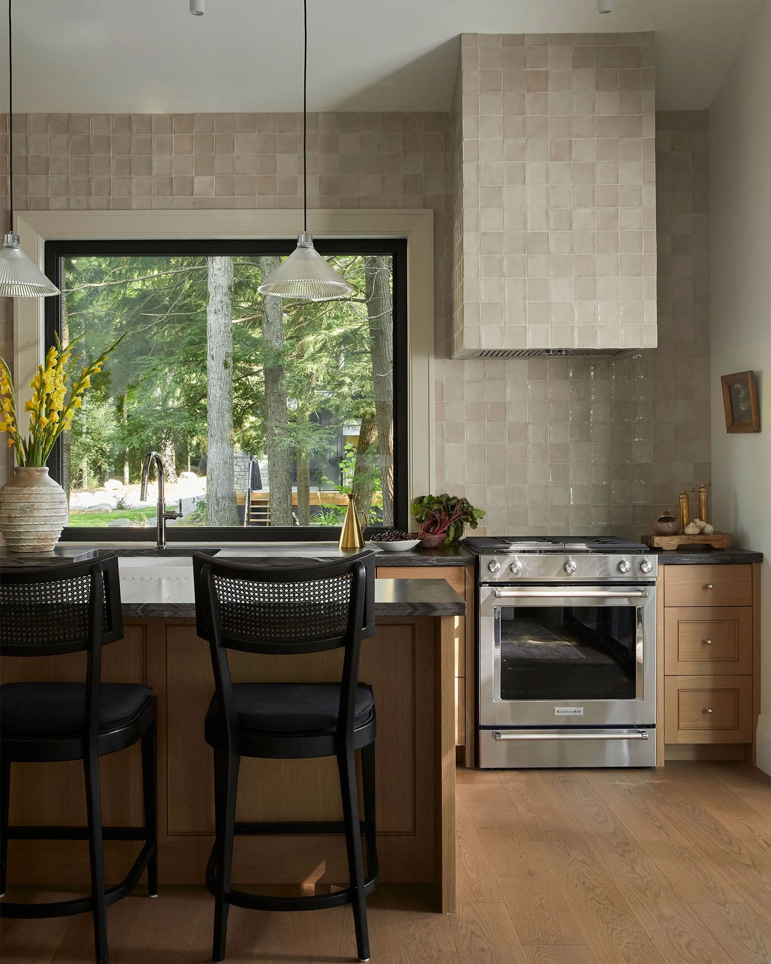 zelige-tile-kitchen-range-hood Zellige Tile Kitchen Rage Hood